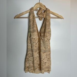 🍷VINTAGE LACE, HALTER TOP!